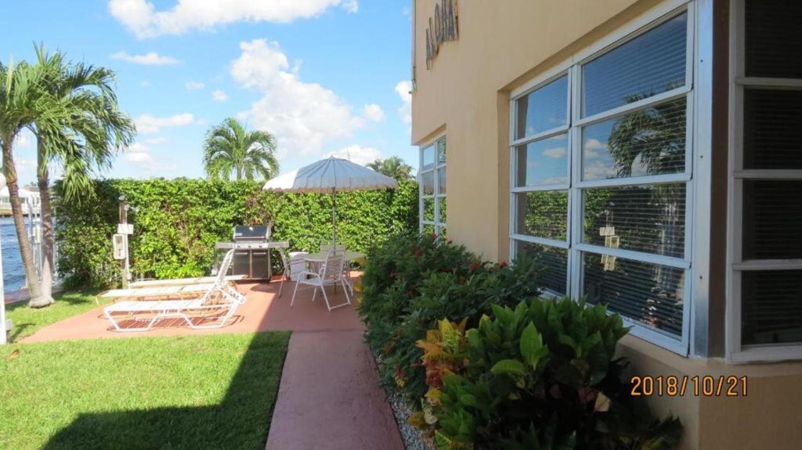 Studio Intracoastal Views! 5 Min Walk To The Beach Vila Pompano Beach Exterior foto